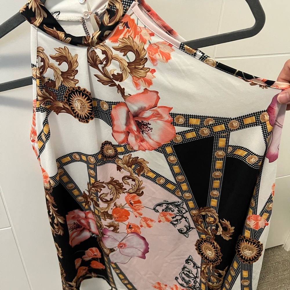 NWOT fun sleeveless Milan Kiss tank